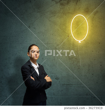 Thoughtful businesswoman Thoughtful businesswoman 36273919