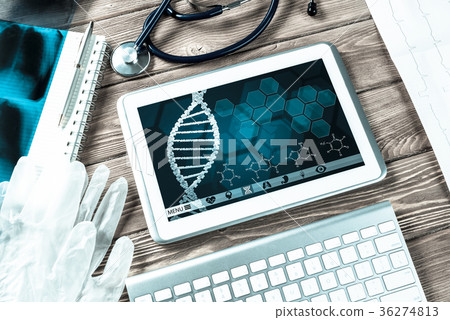 Digital technologies in medicine 36274813