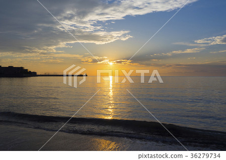 Sunset at Sagami Bay Sunset of Sagami Bay 36279734