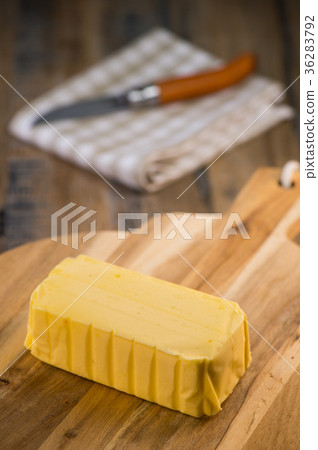 Plate of butter wrapping ready to eat Plate of butter wrapping ready to eat 36283792