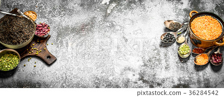 variety of beans  36284542