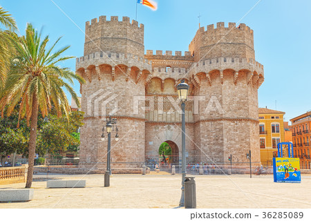 Serrans Gate or Serrans Towers  36285089