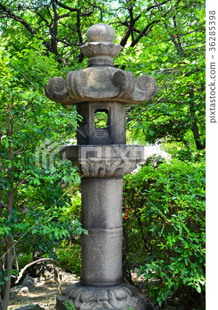 大阪四天王寺的日本庭園 大阪四天王寺的日本庭園 36285398