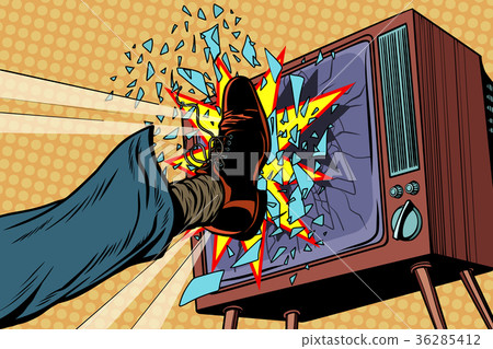Leg breaks TV, concept fake news Leg breaks TV, concept fake news 36285412