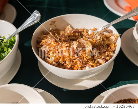 Bowl of fried garlic, Thailand Bowl of fried garlic, Thailand 36286465