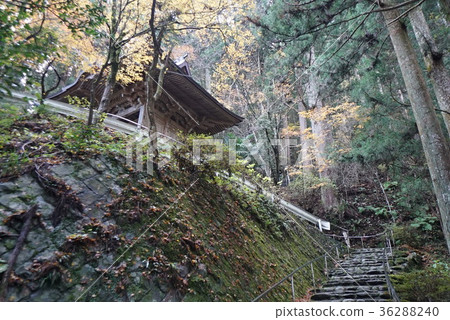  四國第八十八條Reijo No. 45號Fudasho Kaiganyama Iwaya Temple Yamamon Gate 36288240