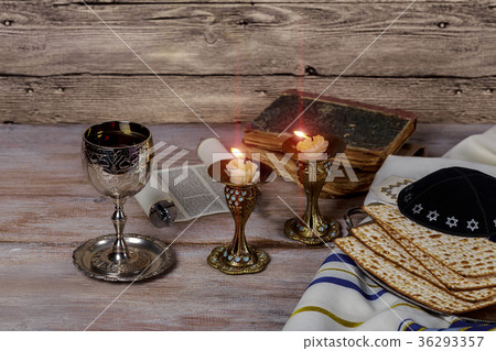 Sabbath image. matzah, bread candelas on wooden 36293357