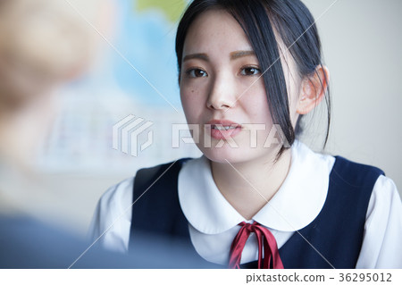 High school student High school student 36295012