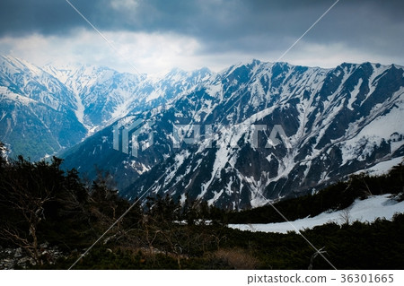 The solemn mountain Tateyama mountain range 36301665