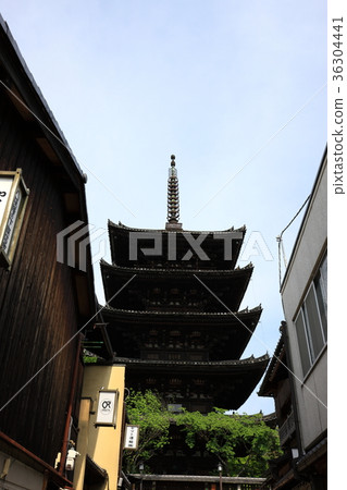 Tower of Yasaka 36304441