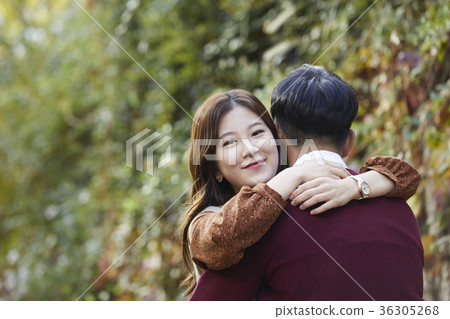 Couple, Couple, Hug 36305268