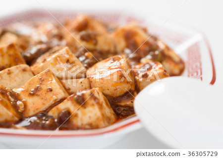 Mapo tofu (Chinese dish and Japanese radish) 36305729
