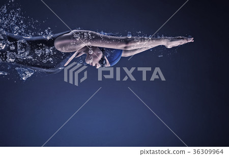 Female swimmer 36309964