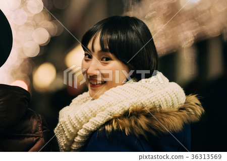 Christmas Dating Couple Illumination 36313569