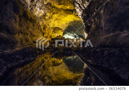 Underground lake - Cueva de los Verdes / Lanzarote 36314076