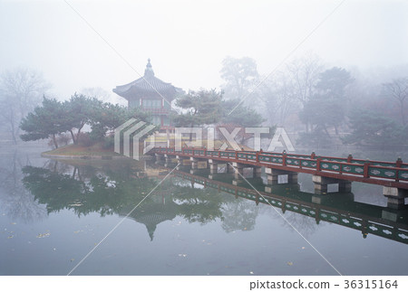 Kangwonjeong, Gyeongbokgung, Jongno-gu, Seoul 36315164