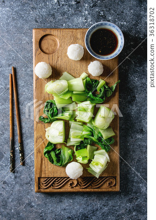 Bok choy with rice 36318702