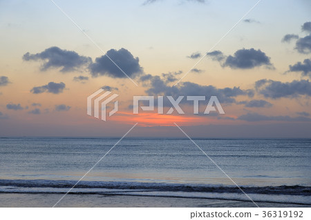 Balinese Sunset 36319192