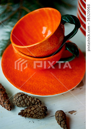 The color of the sun. Warmth. Bright orange dishes The color of the sun. Warmth. Bright orange dishes 36320068
