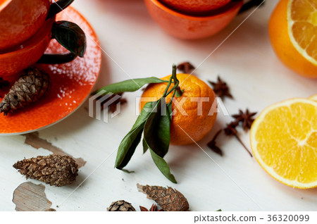 The color of the sun. Warmth. Bright orange dishes The color of the sun. Warmth. Bright orange dishes 36320099