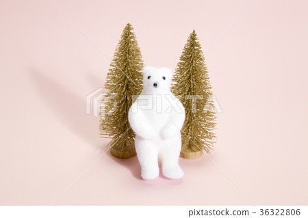 polar white bear pink background 36322806