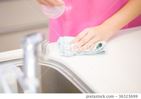 管家管家女員工女工管家 管家管家女員工女工管家 36323699