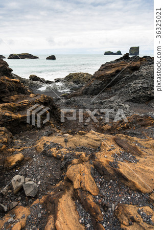 Atlantic ocean rocky coast in Iceland Atlantic ocean rocky coast in Iceland 36325021