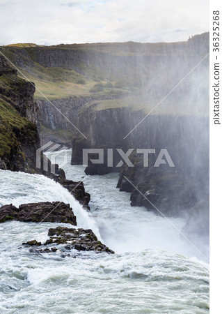 Gullfoss waterfall in autumn day Gullfoss waterfall in autumn day 36325268