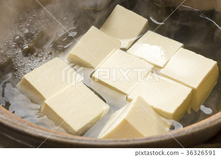 Simmered tofu Simmered tofu 36326591