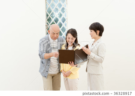 女商人,年長夫婦,諮詢,生活 女商人,年長夫婦,諮詢,生活 36328917