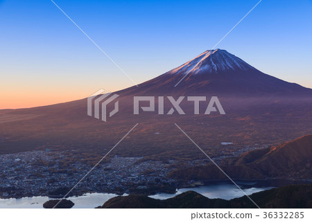 河口湖_紅富士的黎明 36332285