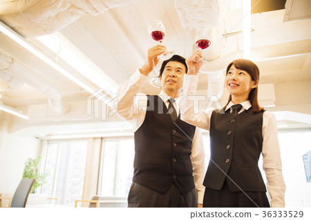 Sommelier wine restaurant female male wine school 36333529