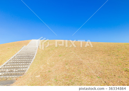 藍天和山 藍天和山 36334864
