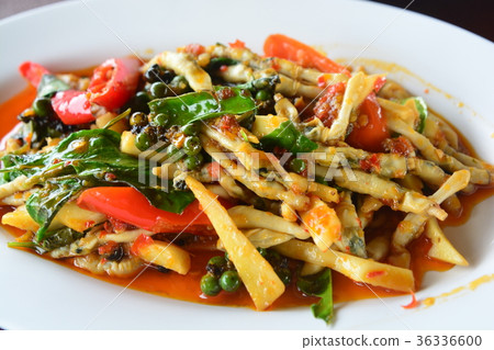 Fried herbal vegetables with shellfish Fried herbal vegetables with shellfish 36336600