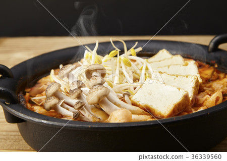 泡菜火鍋 36339560