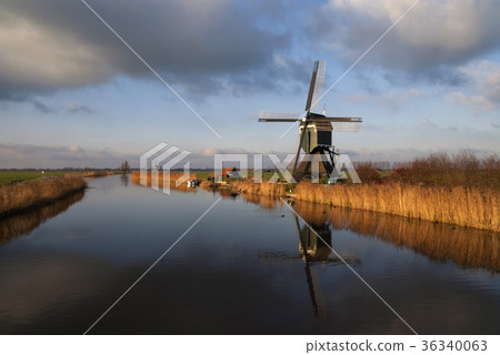 The Achterlandse windmill 36340063