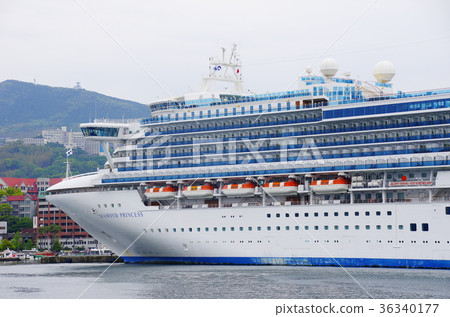 Diamond Princess 36340177