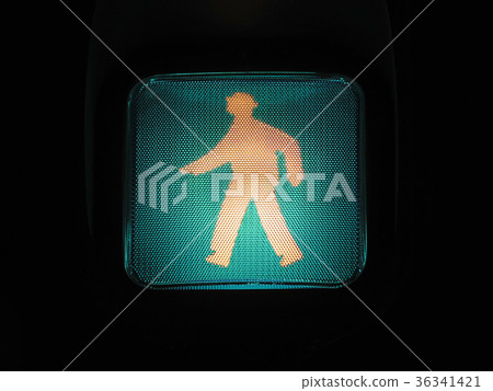 Green light (pedestrian signal) Green light (pedestrian signal) 36341421