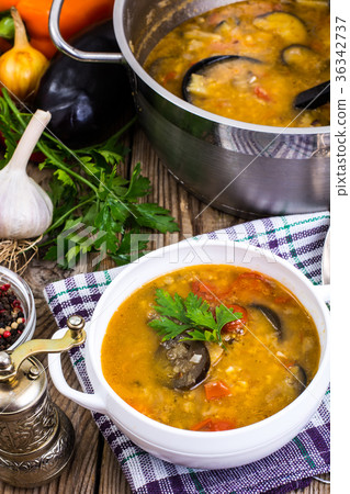 Vegetable soup with aubergines 36342737