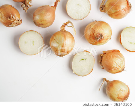 Onion seamless pattern isolated on white 36343100