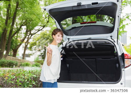 Women and cars 36347506