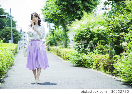 婦女智能手機旅行旅遊業事務 36352780