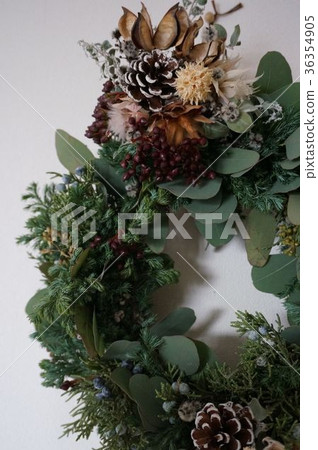 Lease Lease 36354905