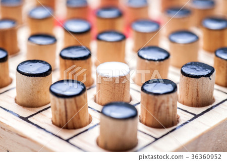 the one white in black of  Wooden Revessi Othello  36360952