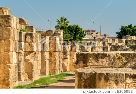 Amphitheatre of El Jem, a UNESCO world heritage Amphitheatre of El Jem, a UNESCO world heritage 36366098