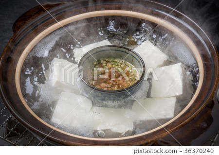 Tofu Boiled tofu (bean curd) Japanese food Tofu Boiled tofu (bean curd) Japanese food 36370240