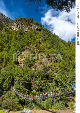 珠穆瑯瑪高速公路吊橋 36374149