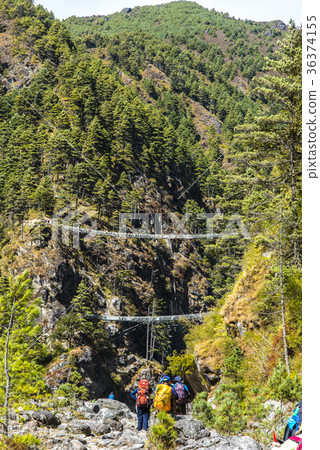 珠穆朗瑪峰高速公路吊橋 36374155