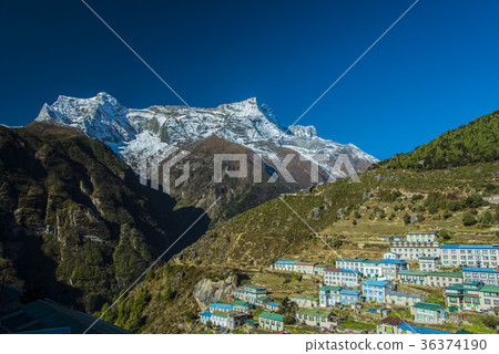 Namche Bazar and Condéri 36374190