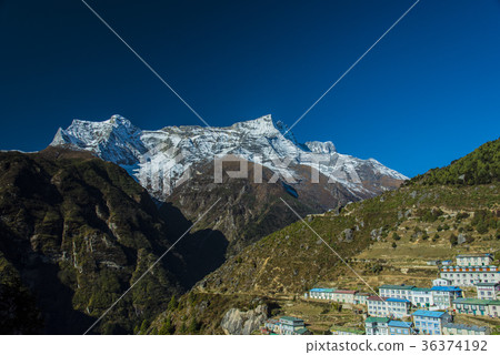 Namche Bazar和Condéri 36374192